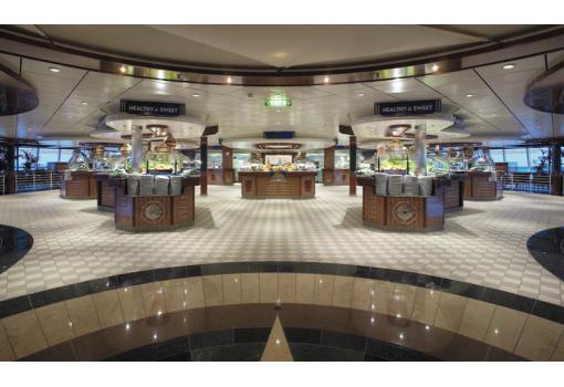 El completo Buffet, con sus ventanales panorámicos